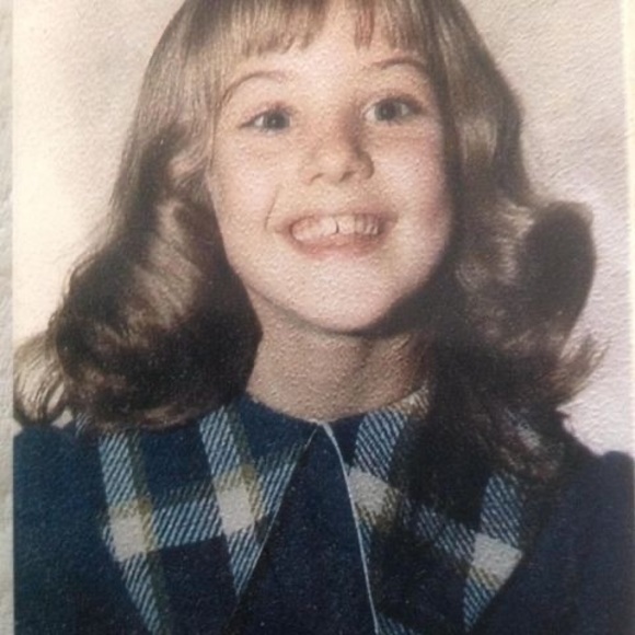 Meet your Posher, Evelyne - Picture 1 of 1